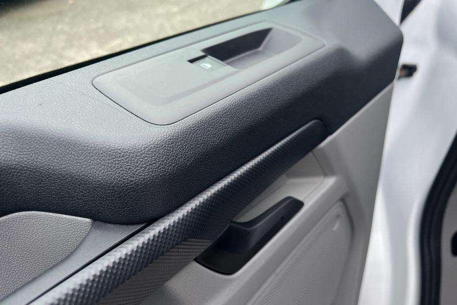 Used Ford E-TRANSIT CUSTOM 37