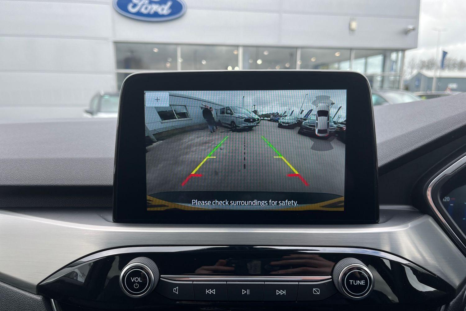 Ford KUGA Photo 38