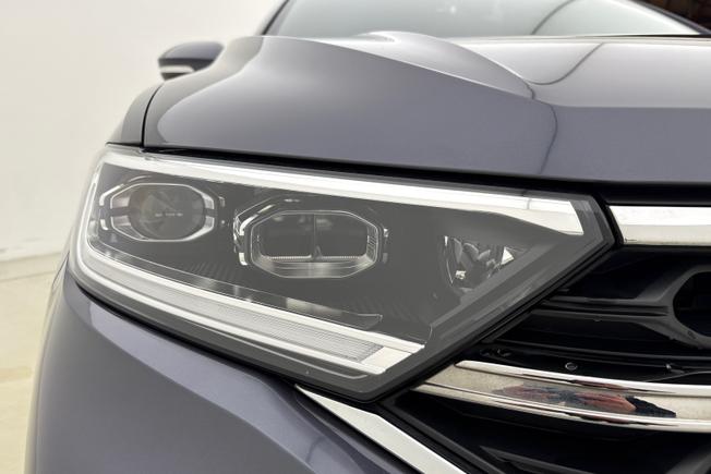 VOLKSWAGEN T-Roc Photo 19
