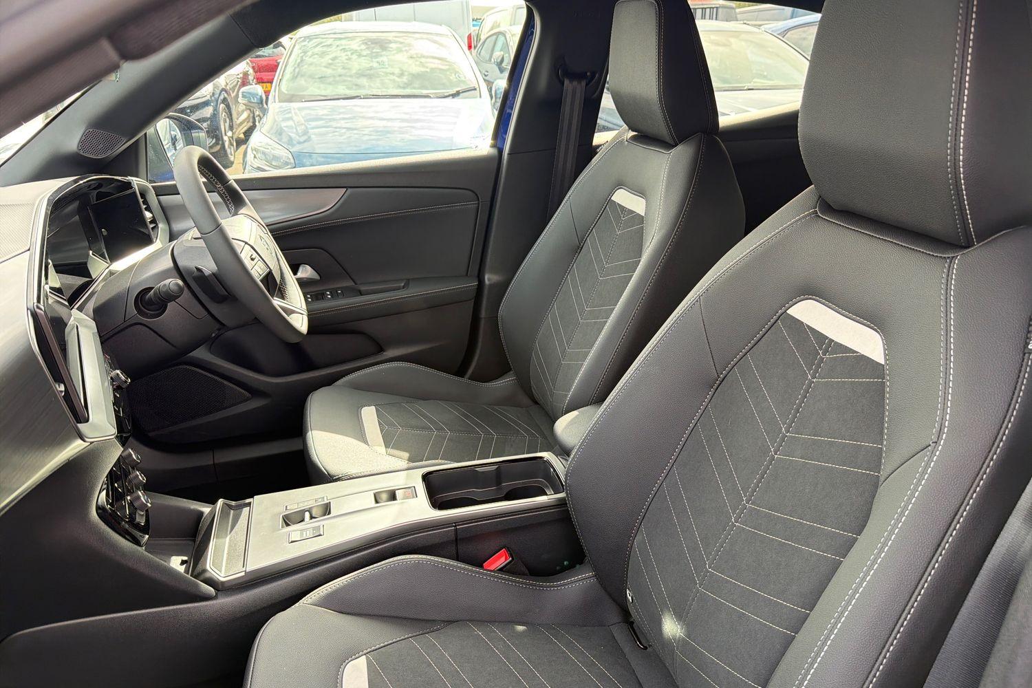 Vauxhall MOKKA Photo 18