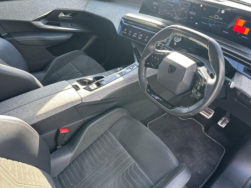 Used Peugeot E-3008 NV24RXS 10