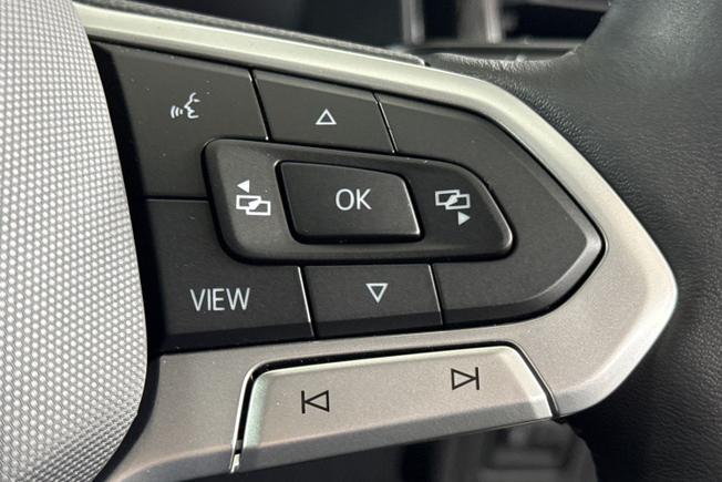VOLKSWAGEN Polo Photo 17