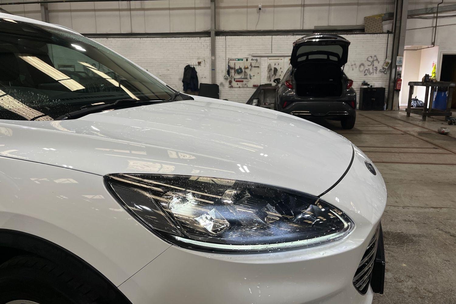 Ford KUGA Photo 22