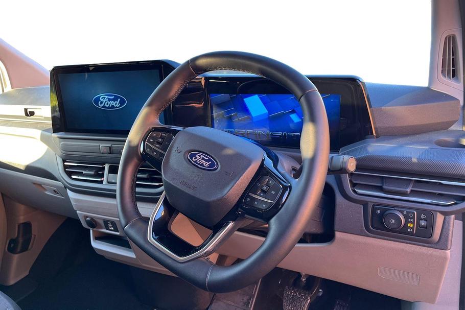 Used Ford TRANSIT CUSTOM 13