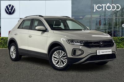 2023 Volkswagen T-Roc Life 1.0 TSI 110PS 6-speed Manual 5 Door at JCT600
