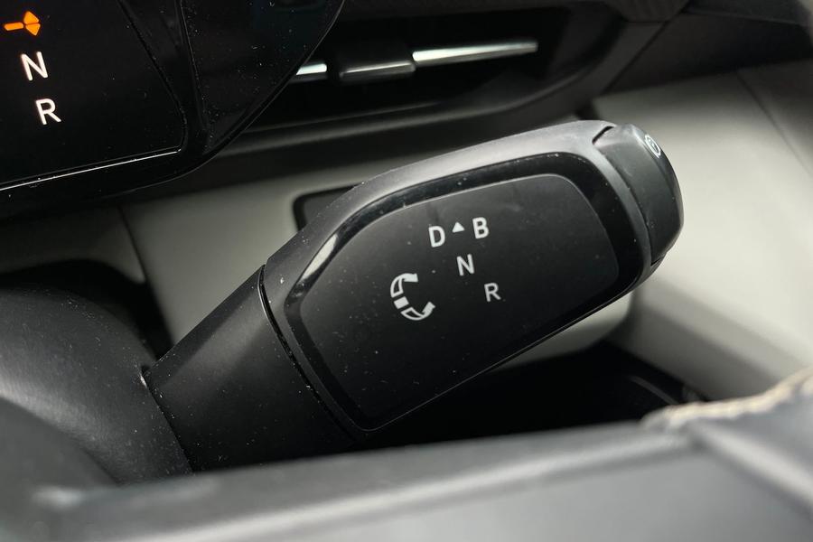 Ford Explorer Photo autoimg-de4b008fe40ebb2e7cf817909d98443226f44cf9.jpg