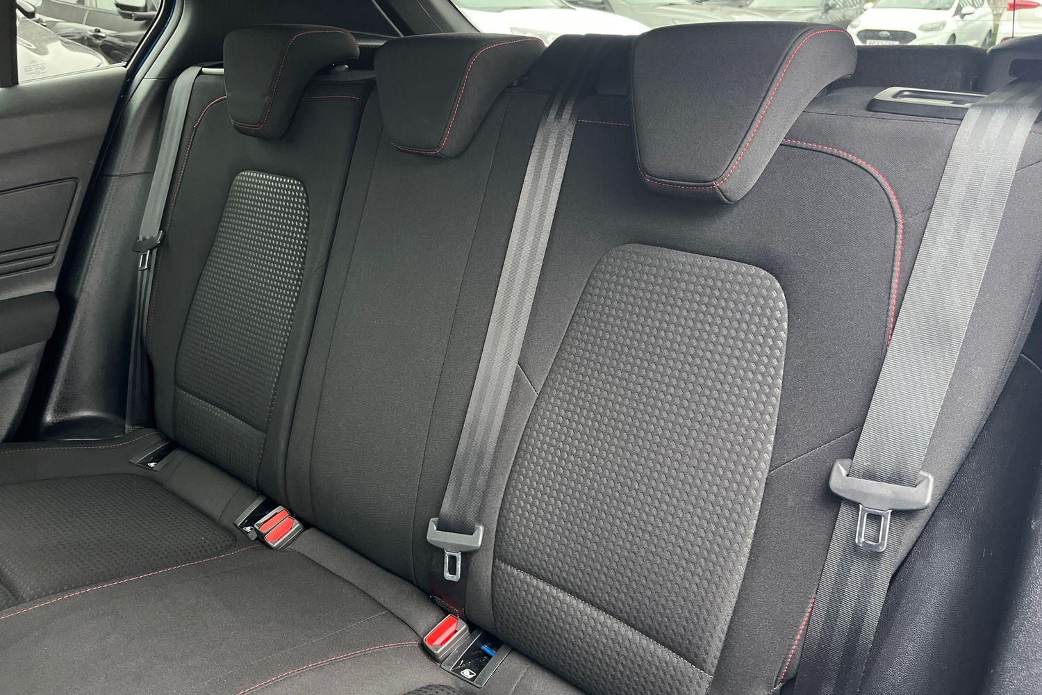 Ford FOCUS Photo 19