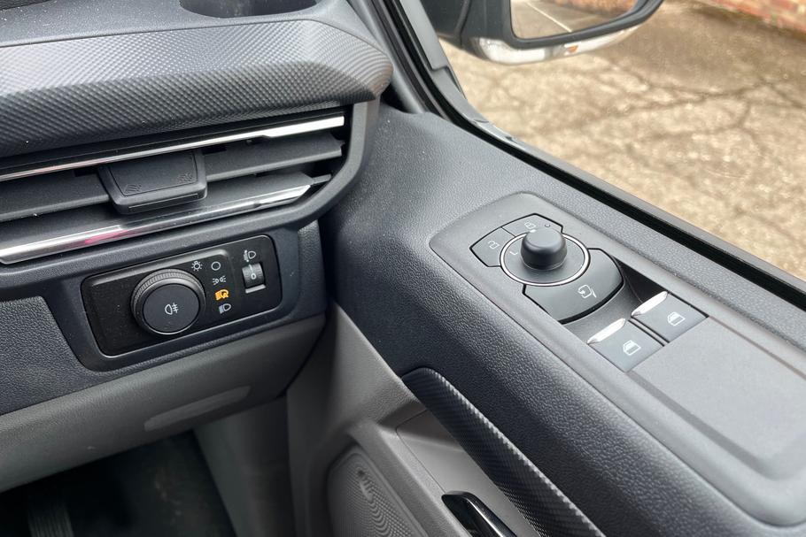 Used Ford TRANSIT CUSTOM WV75ZDW 30