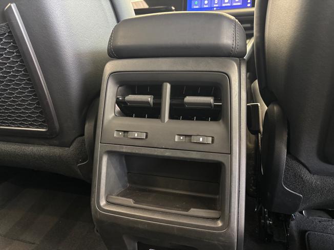 PORSCHE Macan Photo 43