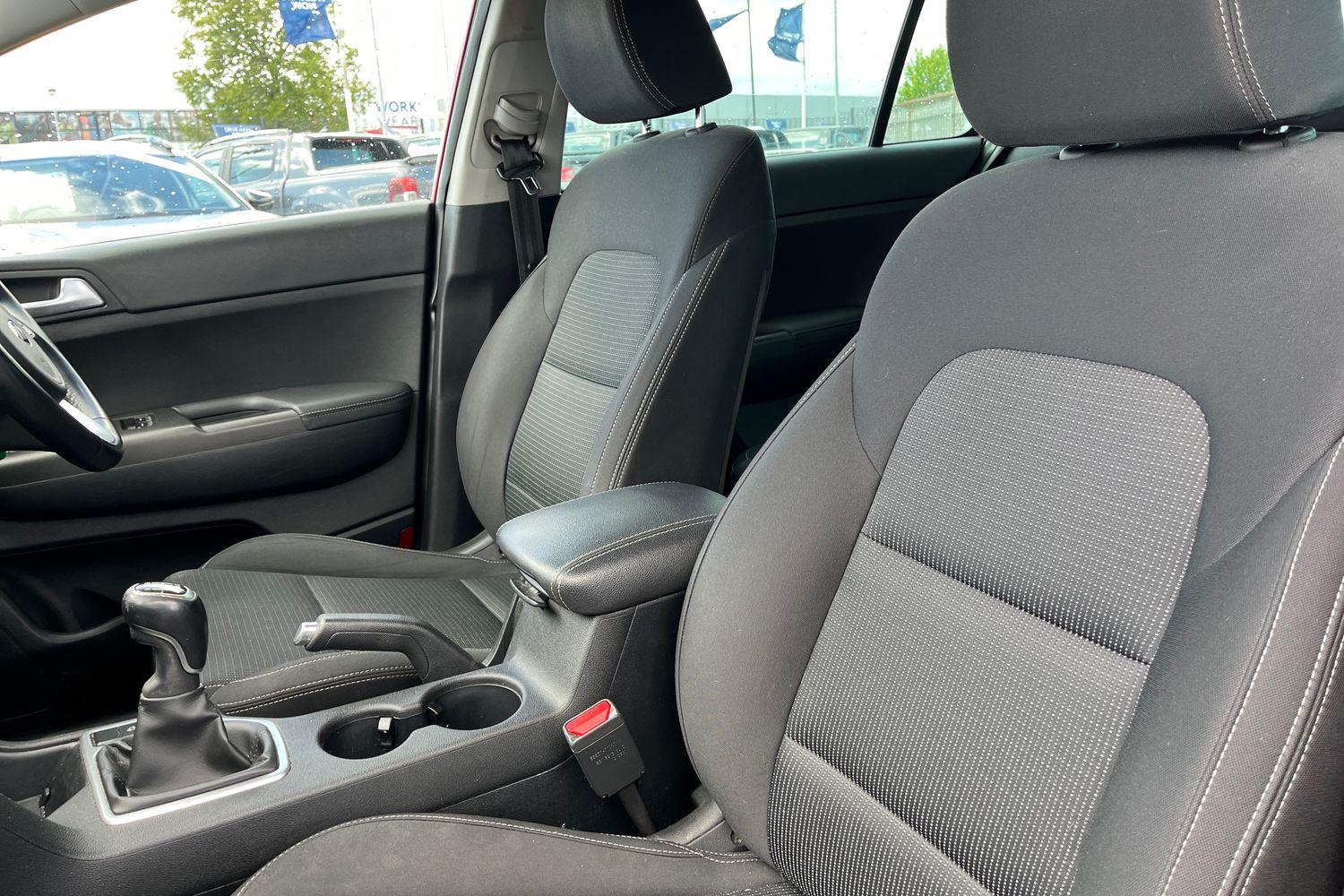 Kia SPORTAGE Photo 18