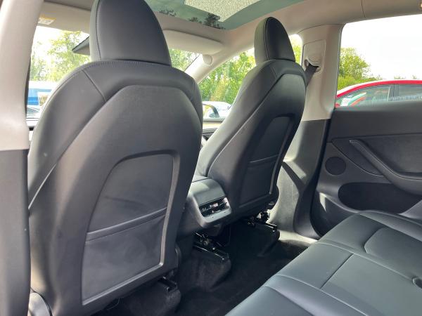TESLA Model Y Photo autoimg-de5bfbf0c3f8acd62c16d892e2e3f99795c41545.jpg