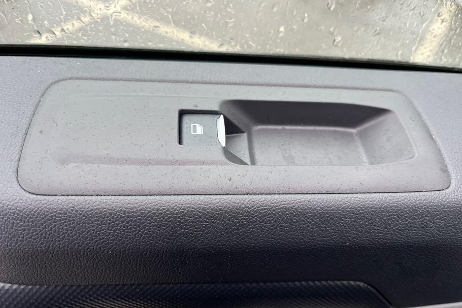 Used Ford TRANSIT CUSTOM WV75YPO 22