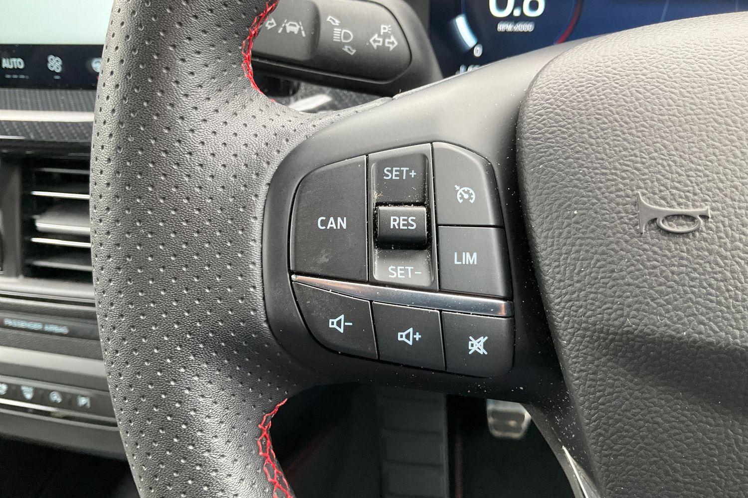 Ford FOCUS Photo 33