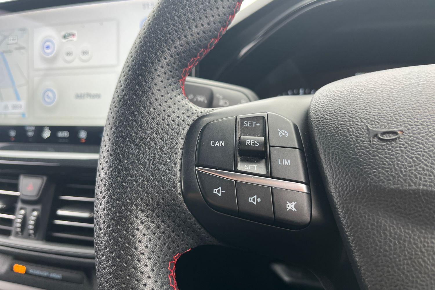 Ford FOCUS Photo 34