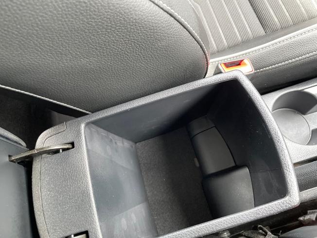 KIA Stonic Photo 40