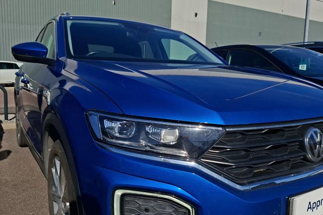 VOLKSWAGEN T-Roc Photo 19