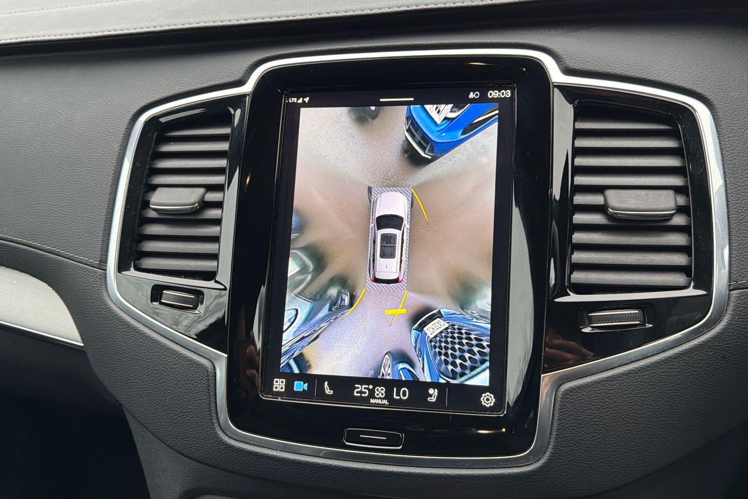 Volvo XC90 Photo 34