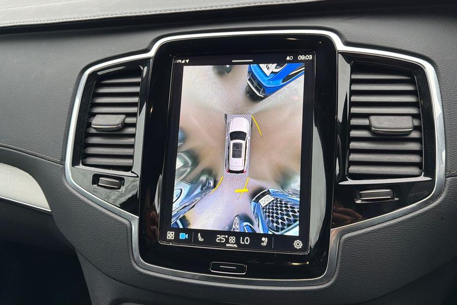 Volvo XC90 Photo autoimg-de69098565f9af8b7f2fb6a2120a8d609f542362.jpg