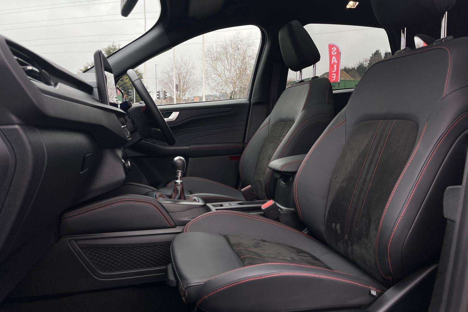 Ford KUGA Photo 18