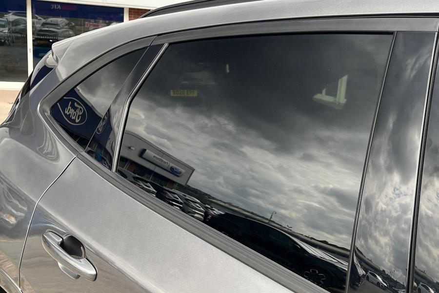 Ford Kuga Photo autoimg-de6a141744a84cf1a4def28f8fc099e144c59b00.jpg
