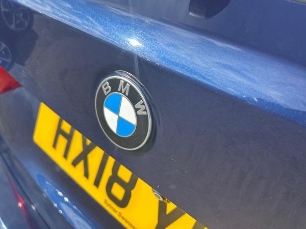 BMW 5 Series Photo autoimg-de6acadf4d9764d10567135a335d9b82d6478c26.jpg