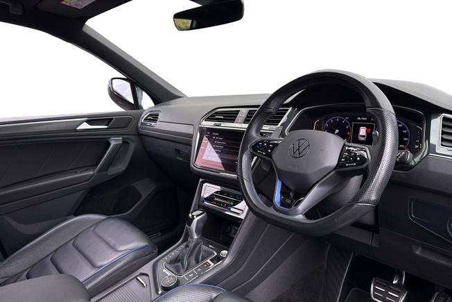 VOLKSWAGEN Tiguan Photo 6