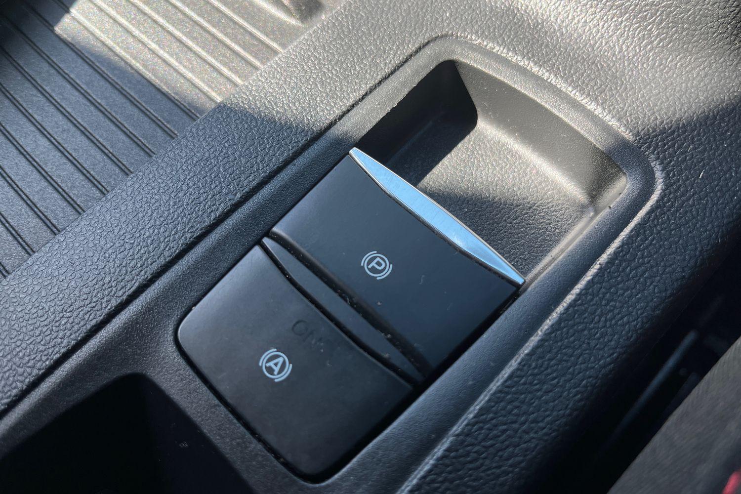 Ford FOCUS Photo 35