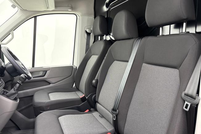 VOLKSWAGEN Crafter Photo 29