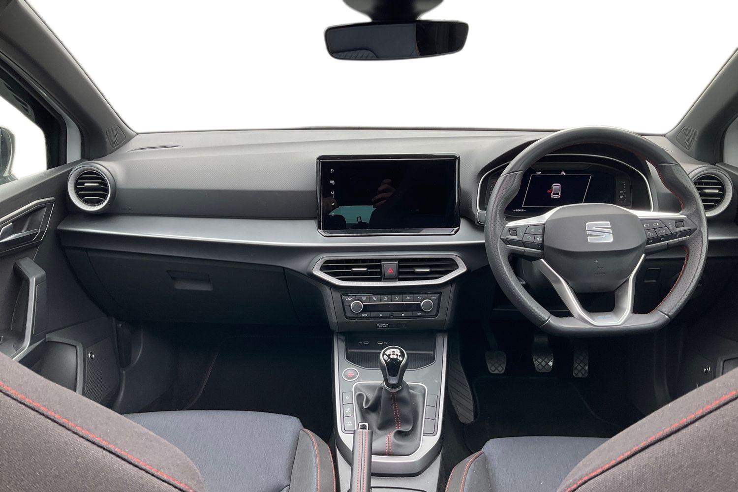 SEAT IBIZA Photo 9