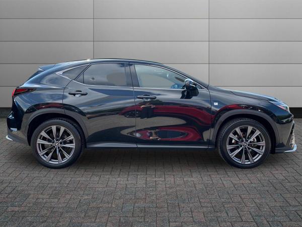 Lexus NX Photo autoimg-de7c12af5af3abc9c18063911f9ee62e2e6d77b6.jpg