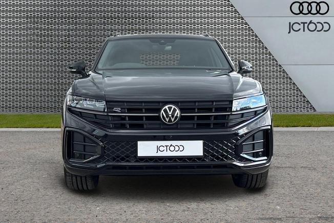 VOLKSWAGEN Touareg Photo 8