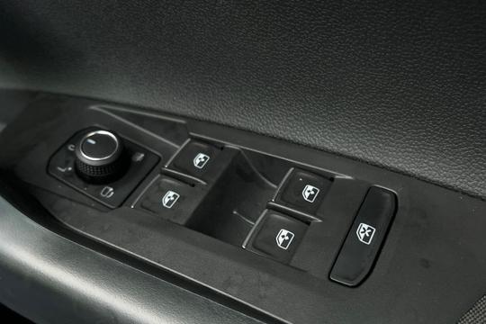 Volkswagen Taigo Photo autoimg-de86ef49f78fb5b68770ba91800367640304d658.jpg