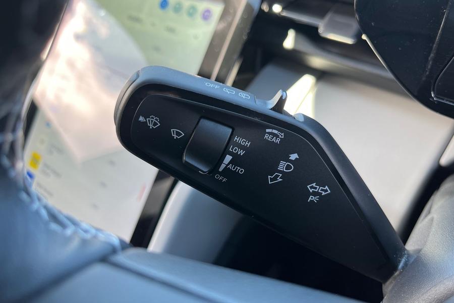 Ford Explorer Photo autoimg-de8912d680787ba20341479c6cad79e664310400.jpg