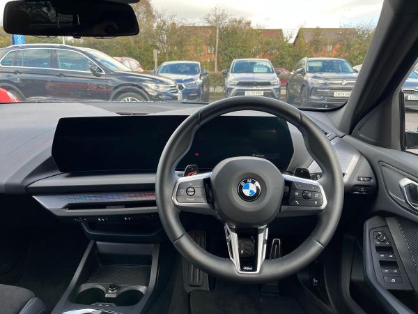 BMW 1 Series Photo autoimg-de8ddd007634b9c146769cfd814828fb823260b9.jpg