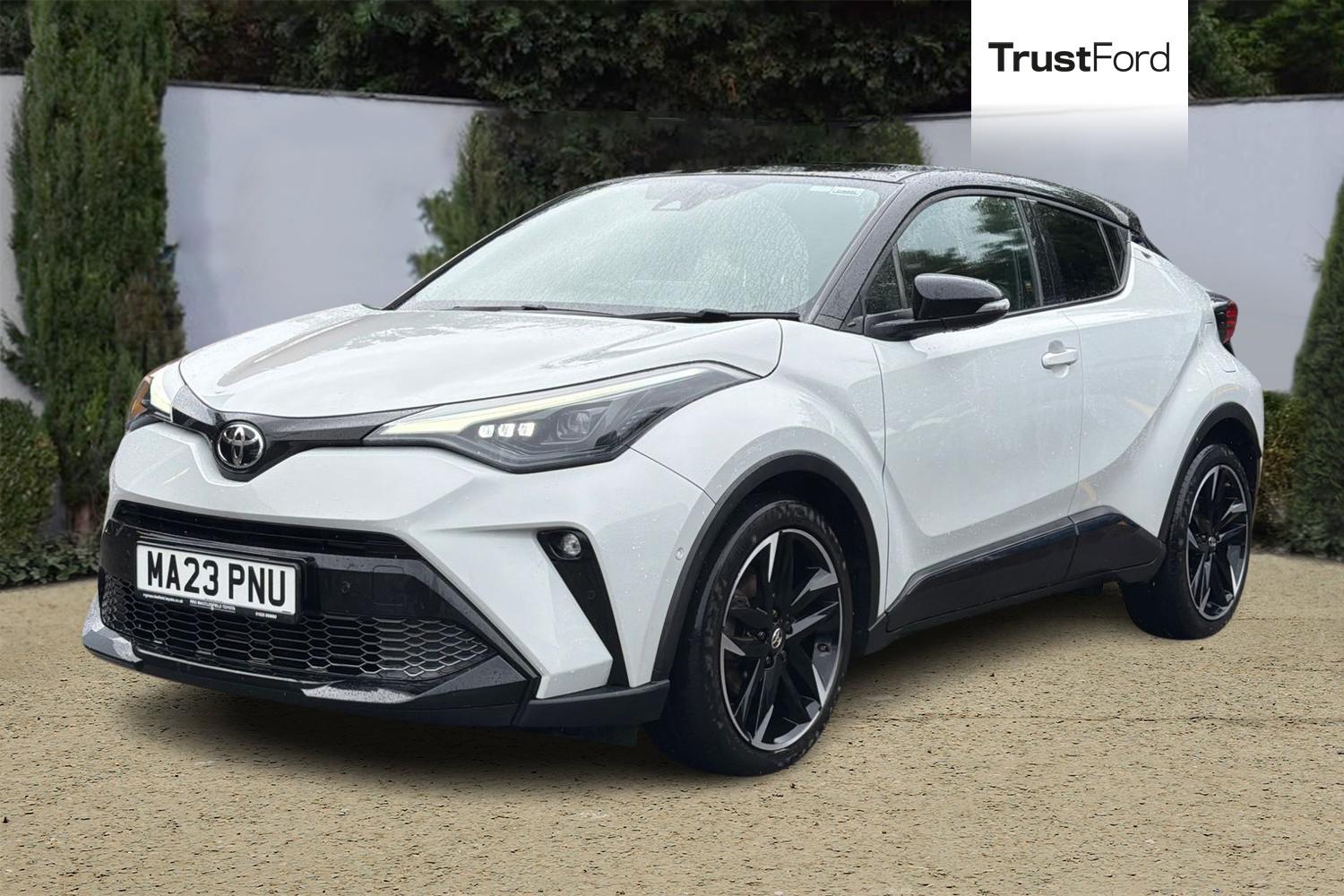 Toyota C-HR Photo 4
