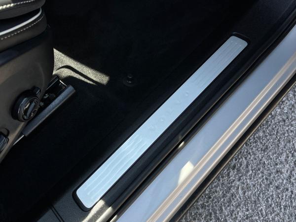 Volvo XC60 Photo autoimg-de8fafefeabe7a4d5c566cc2d8930563cbd6f4d5.jpg