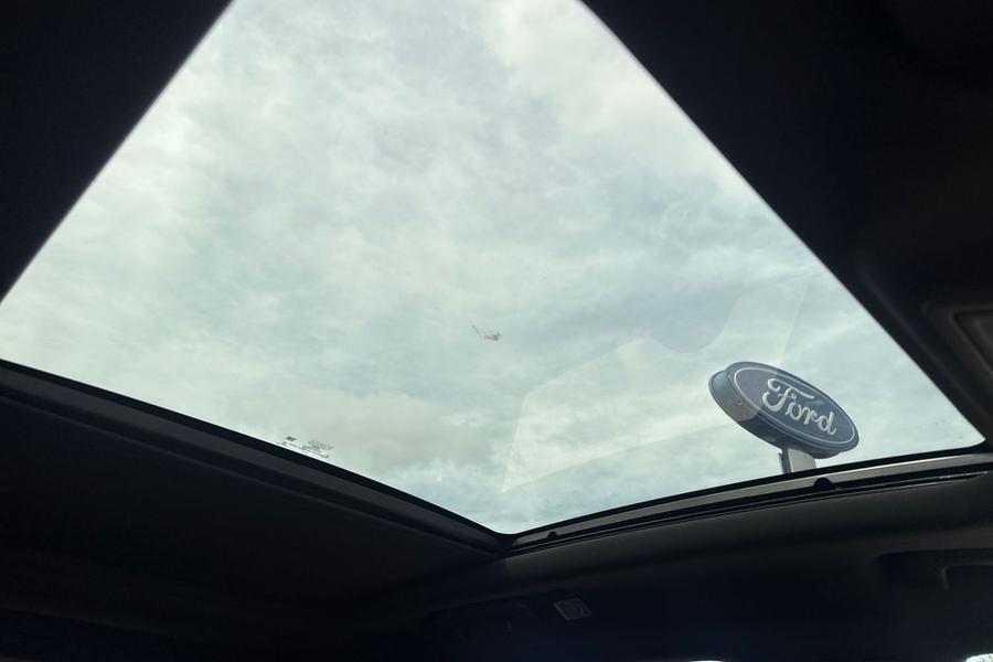 Ford KUGA Photo autoimg-de9068a8520a917f64d34b24c3c009a6318df690.jpg
