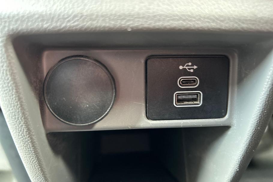 Used Ford TRANSIT CUSTOM PX74XMF 38