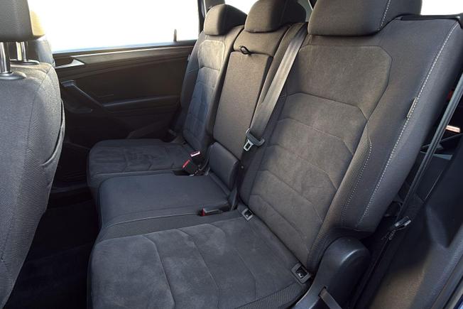 VOLKSWAGEN Tiguan Allspace Photo 9