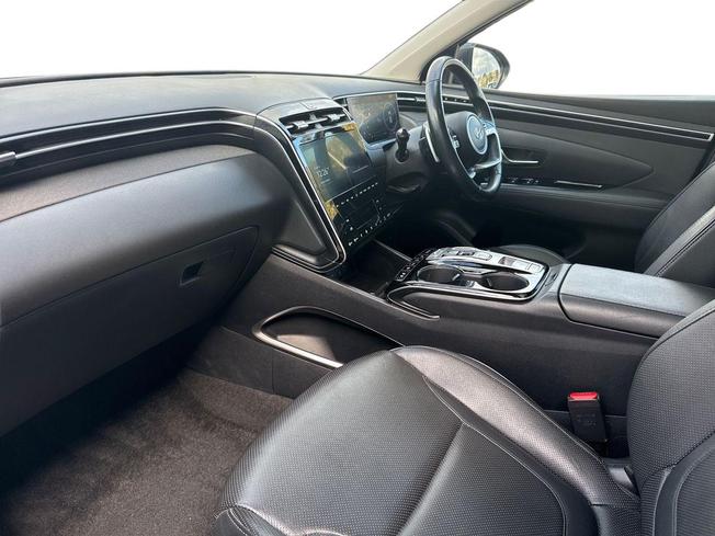 HYUNDAI TUCSON Photo 2