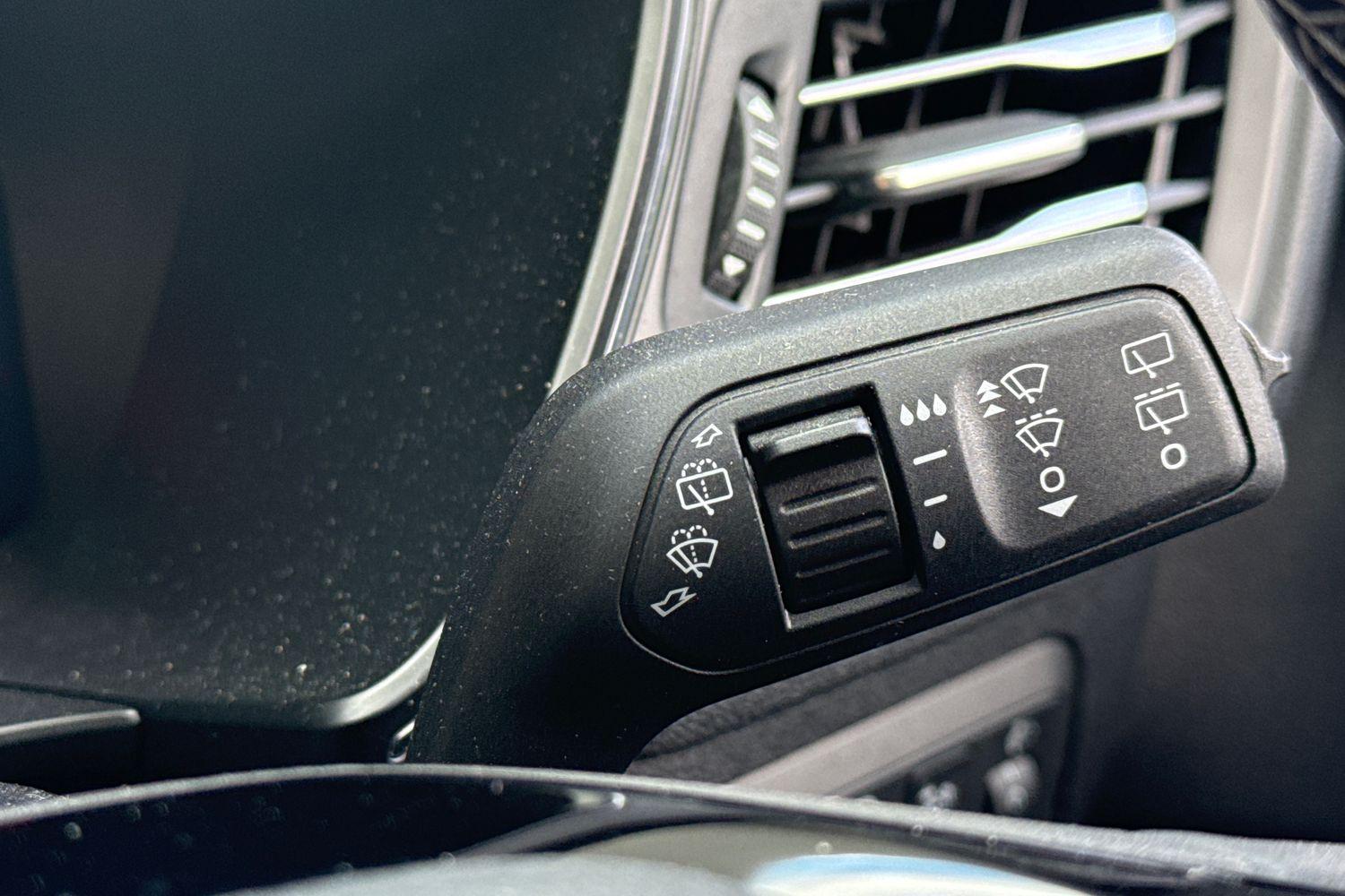 Ford KUGA Photo 14