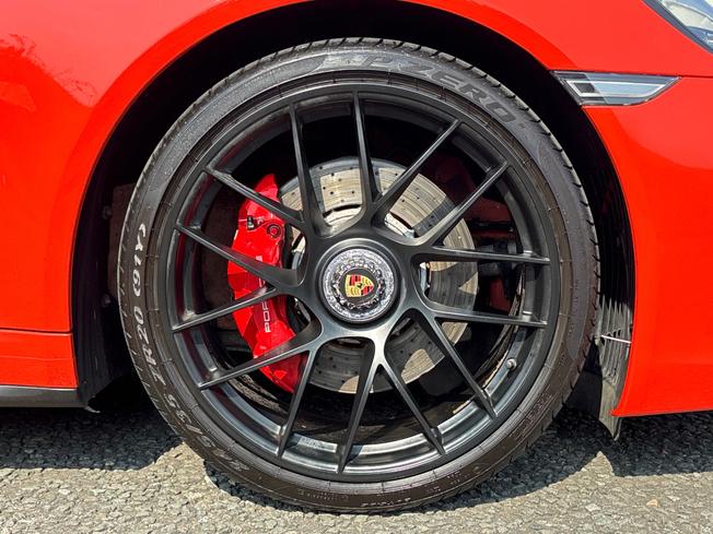 PORSCHE 911 Photo 34