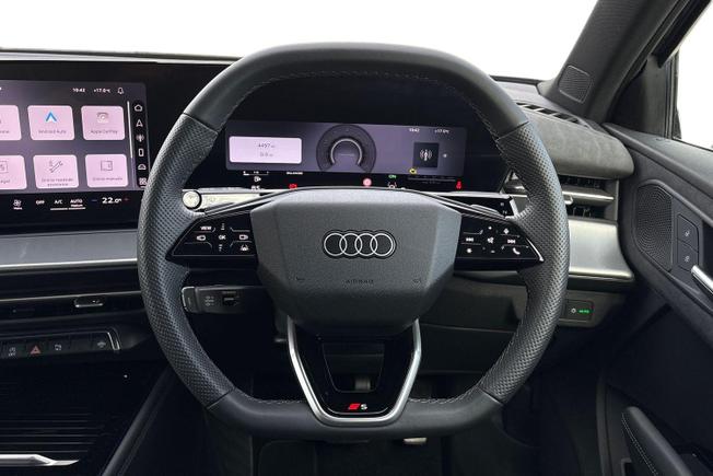 Audi Q3 Photo 11