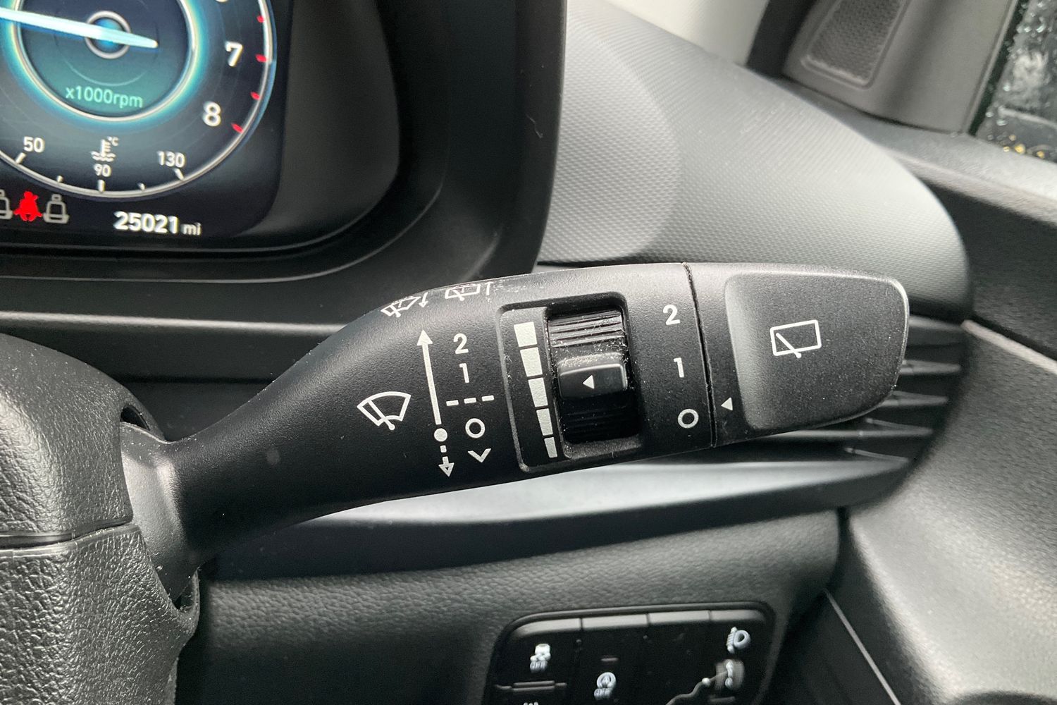 Hyundai BAYON Photo 14