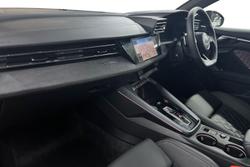Audi S3 Photo 2