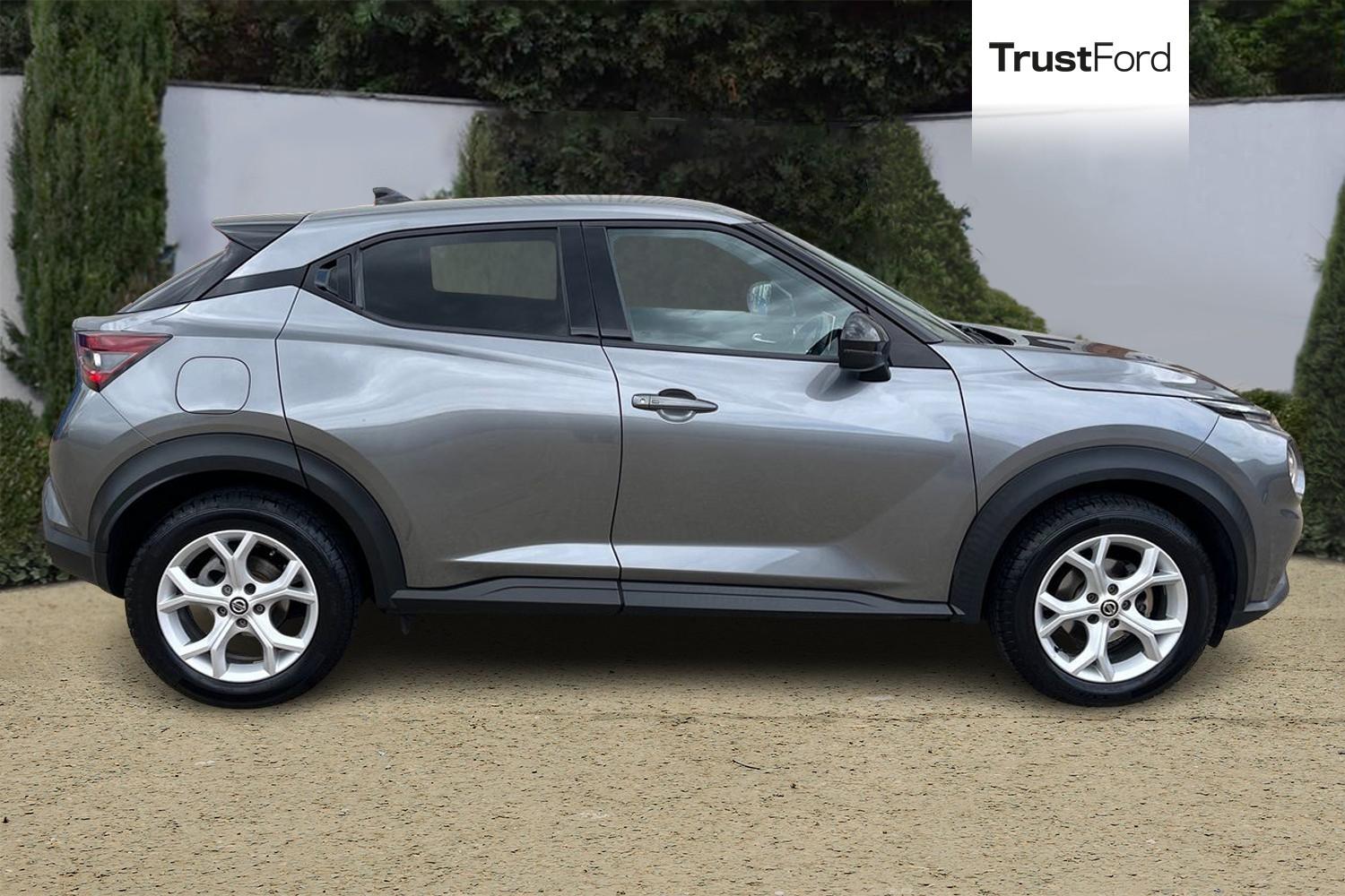 Nissan Juke Photo 2