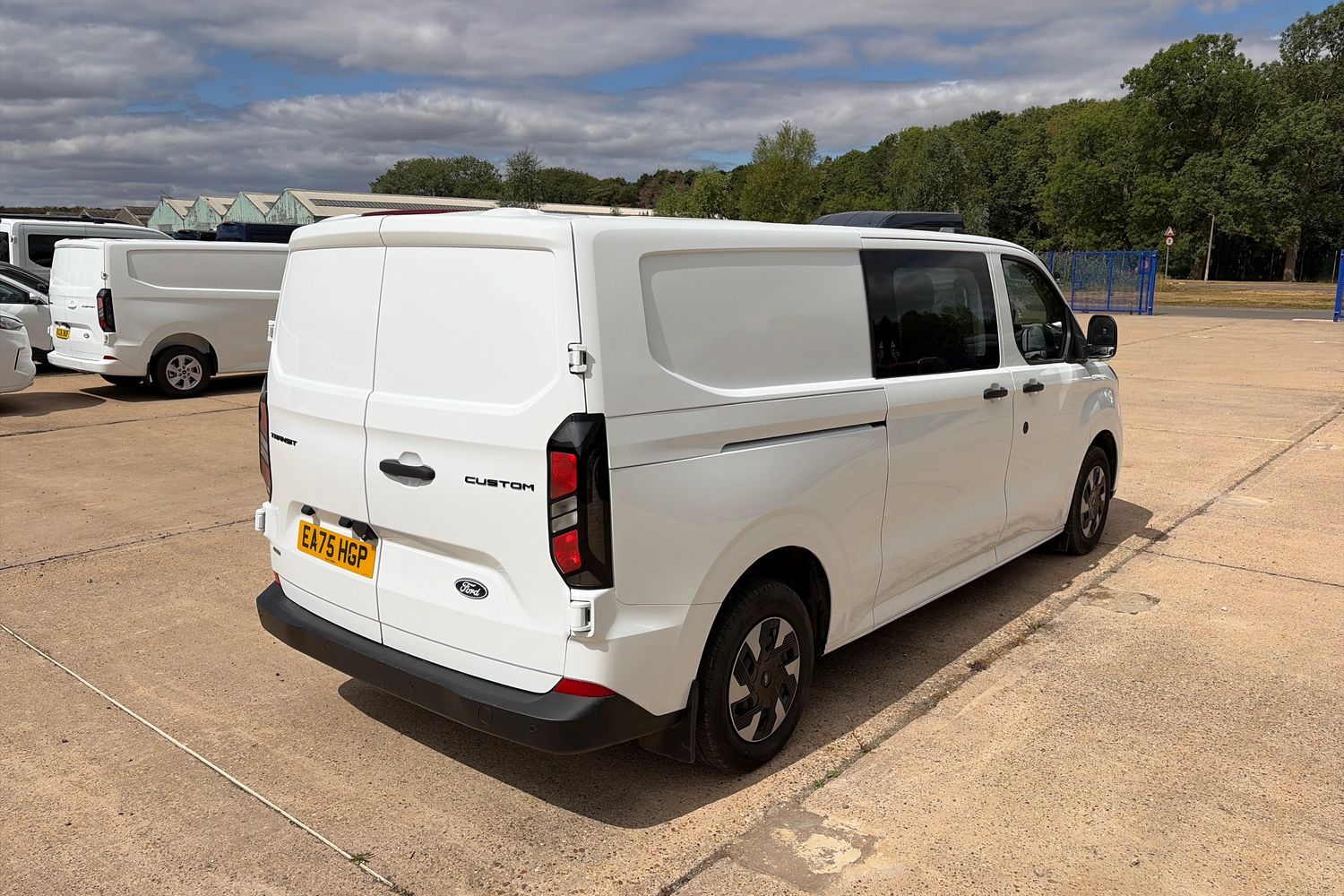 Ford TRANSIT CUSTOM Photo 29