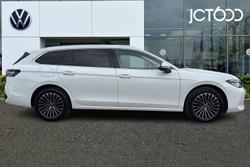 VOLKSWAGEN Passat Photo 4