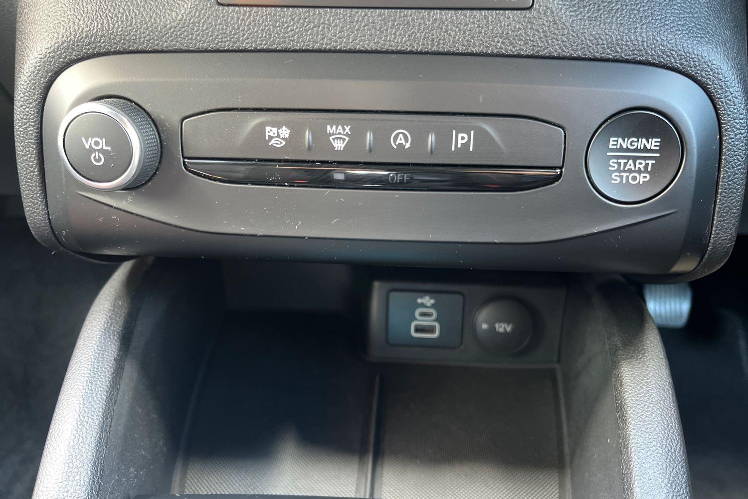 Ford FOCUS Photo 31