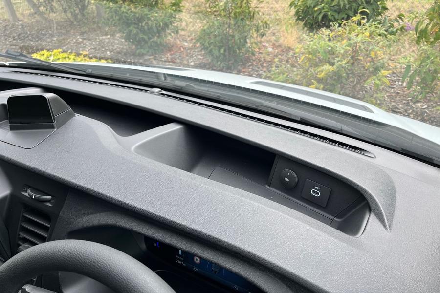 Ford TRANSIT Photo autoimg-debb76d5f42d124caf744135aef50b070adbe90b.jpg